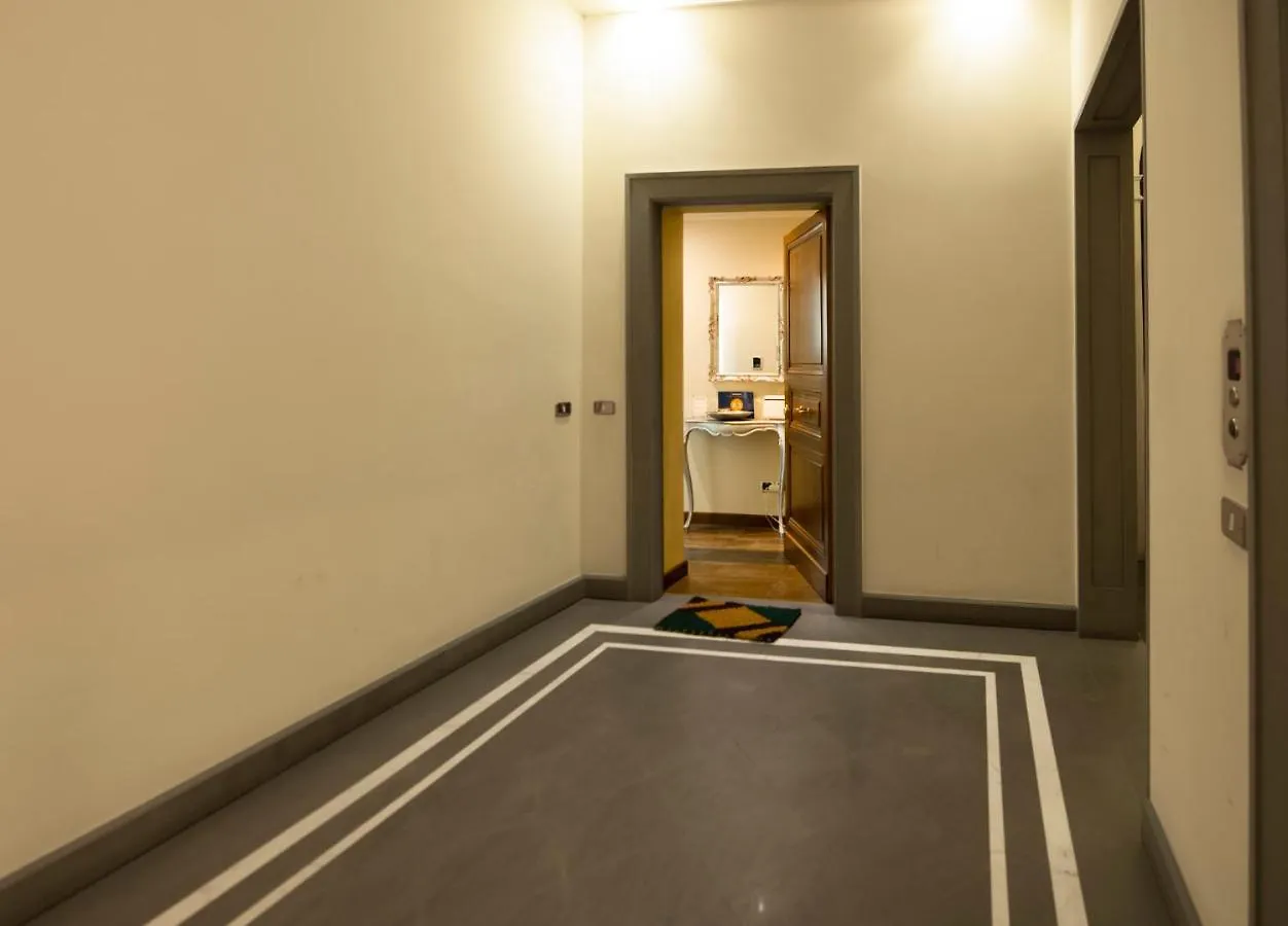 Mamo Florence - Indipendenza Apartment 0*,  Włochy